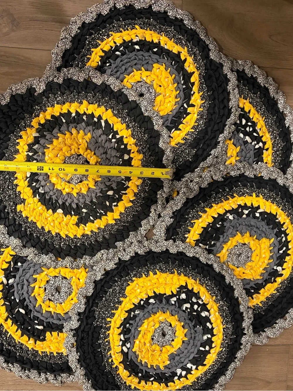 N/A bright yellow